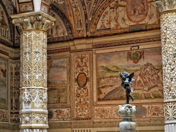 Florence: Palazzo Vecchio Fast Track Entry Ticket with Host