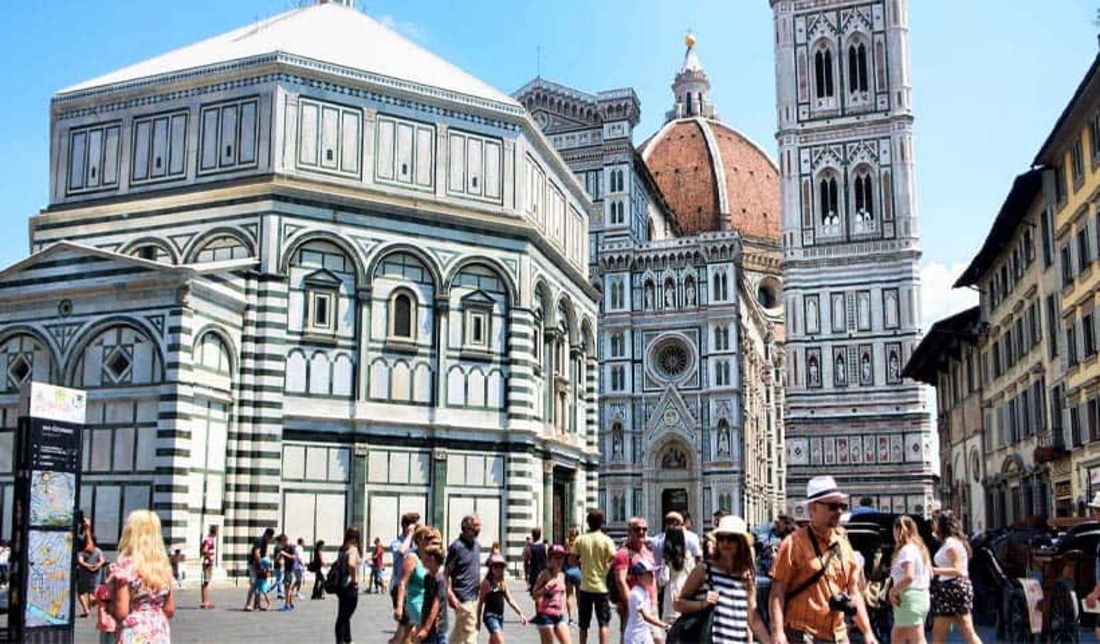 Florence Private Guided Tour: Duomo Cathedral & Historic Walking Experience - eutours