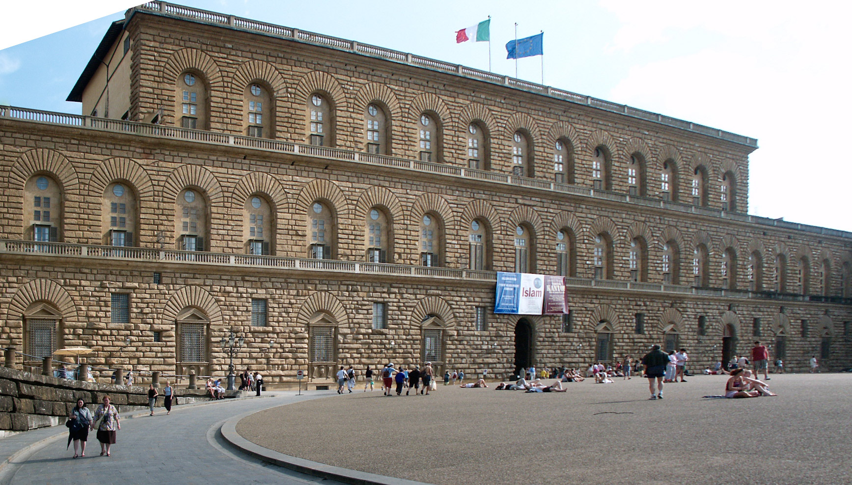 Florence: Palazzo Pitti Skip-the-Line Entry Ticket - eutours