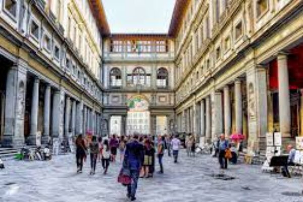 Florence: Uffizi Gallery Private Skip-the-Line Guided Tour