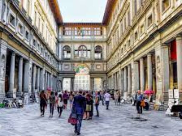 Florence: Uffizi Gallery Private Skip-the-Line Guided Tour